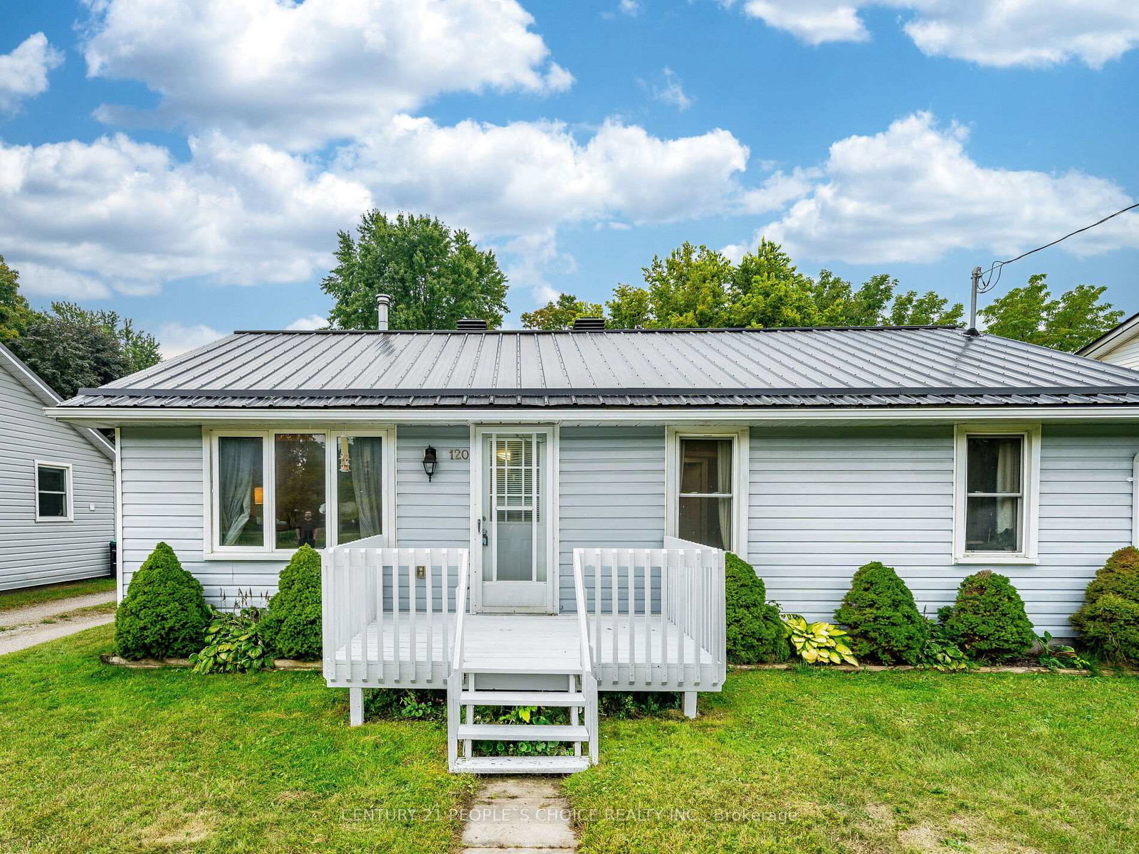 120-queen-street-essa-ontario-n12427629
