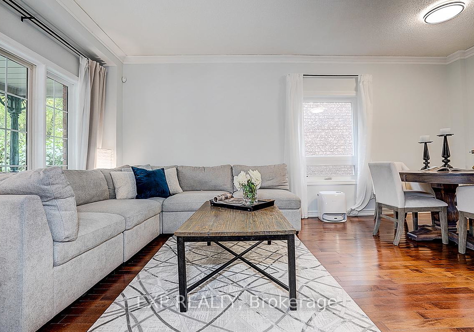 35-luxton-avenue-aurora-ontario-n12428171