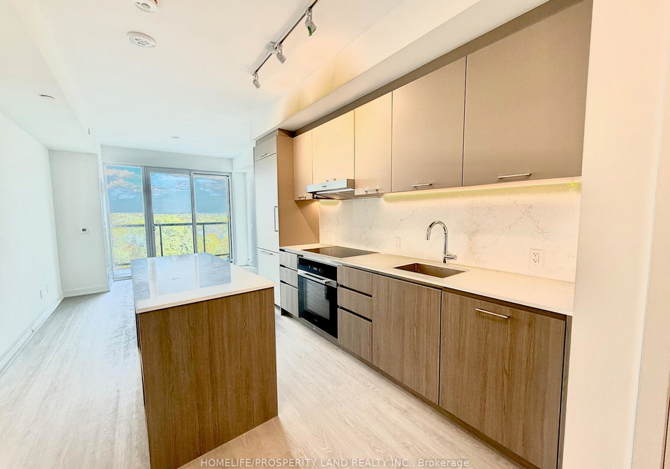 8188-yonge-street-vaughan-ontario-n12428492