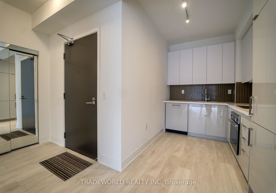 2908-highway-7-w-vaughan-ontario-n12428518