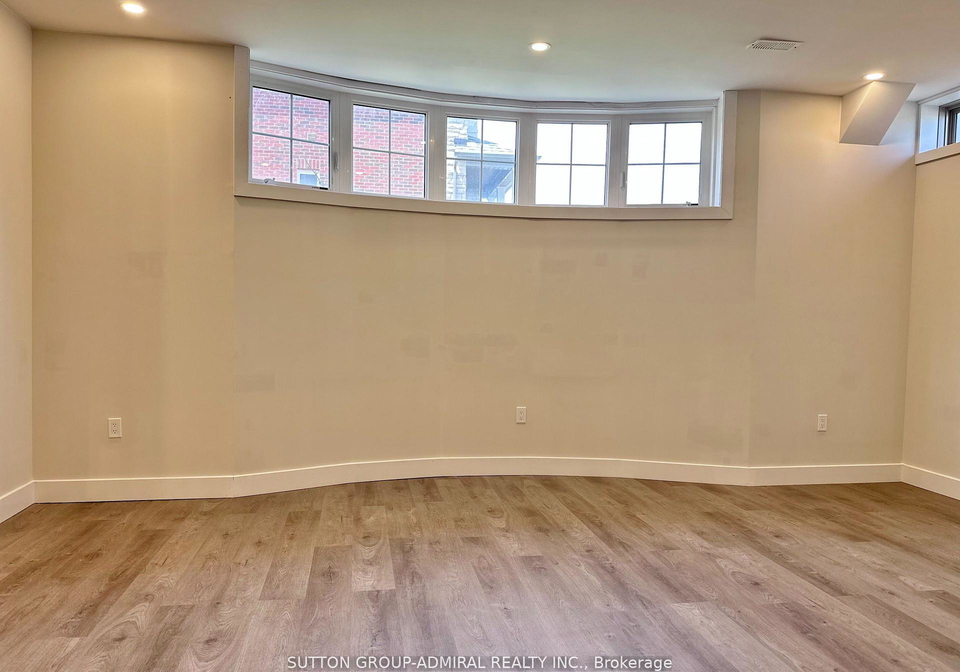 1584-sharpe-street-innisfil-ontario-n12428813