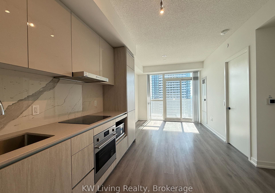 28-interchange-way-vaughan-ontario-n12429256