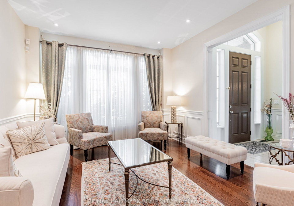 33-laredo-drive-richmond-hill-ontario-n12429598