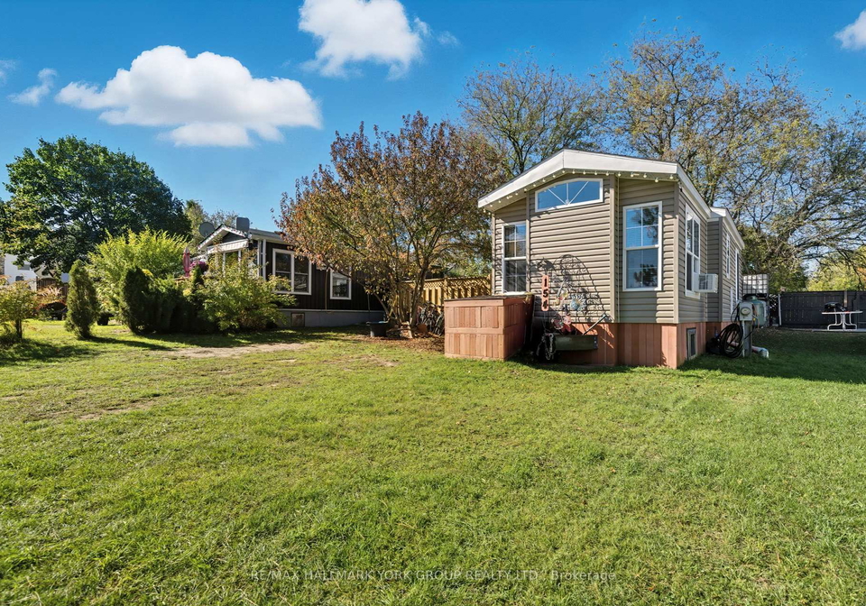 21469-on48-east-gwillimbury-ontario-n12429614