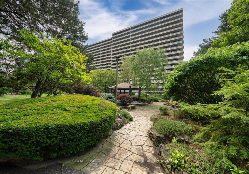 8111-yonge-street-markham-ontario-n12429990