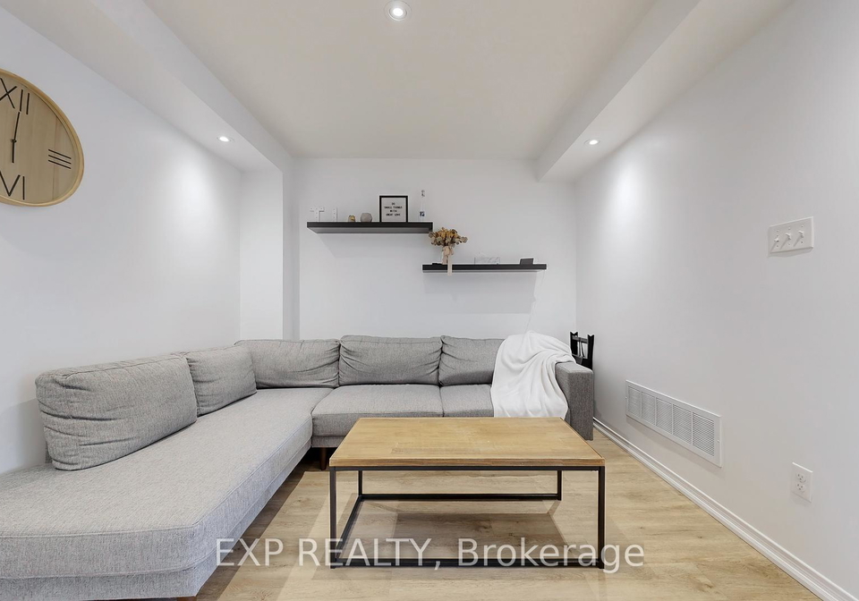 208-lageer-drive-whitchurch-stouffville-ontario-n12430517