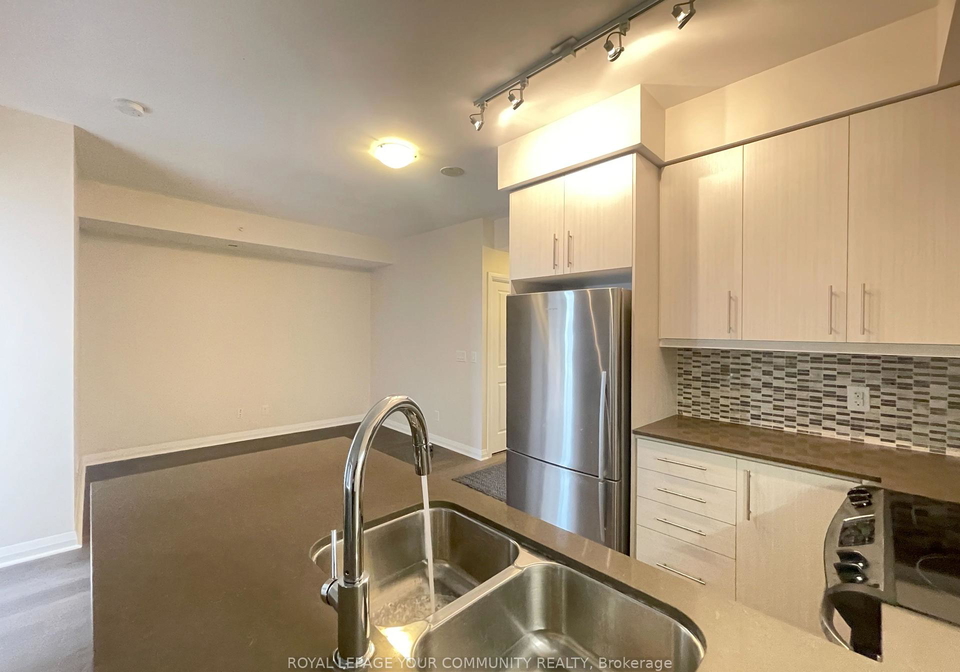 55-oneida-crescent-richmond-hill-ontario-n12430545
