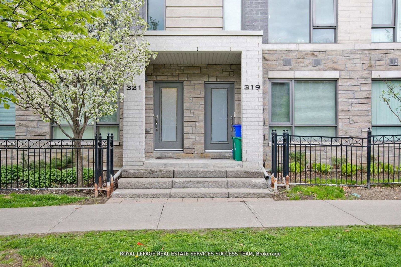 321-south-park-road-markham-ontario-n12431382