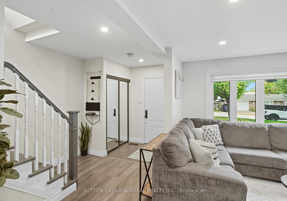 182-talbot-crescent-newmarket-ontario-n12431491