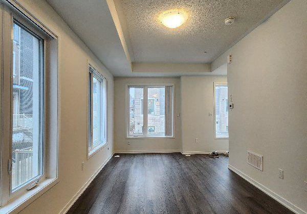 140-honeycrisp-crescent-vaughan-ontario-n12433449