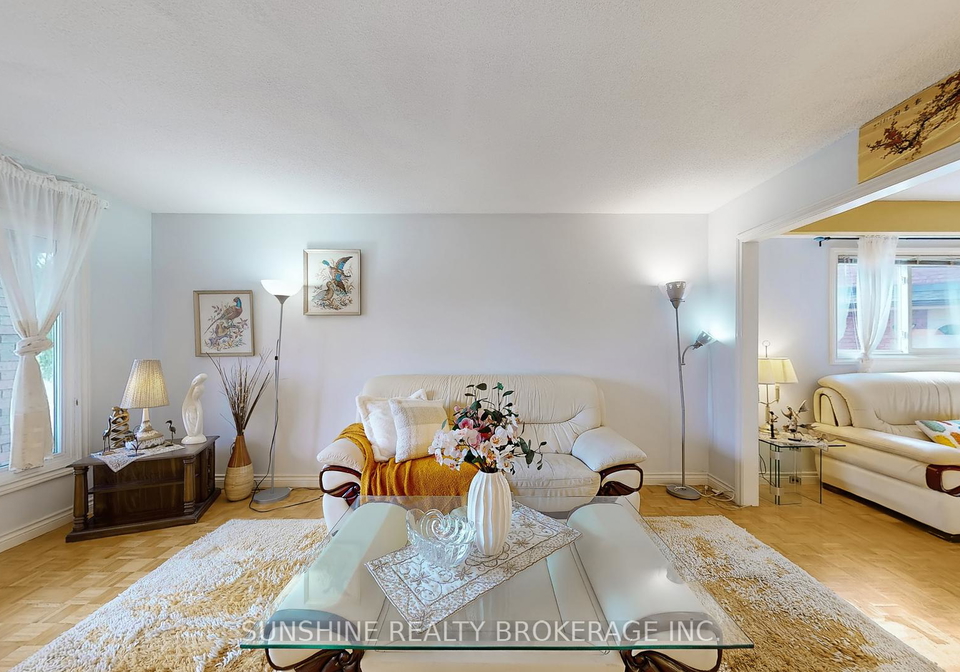 62-cobbler-crescent-markham-ontario-n12433839