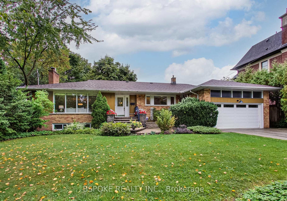 12-vistaview-boulevard-vaughan-ontario-n12433875
