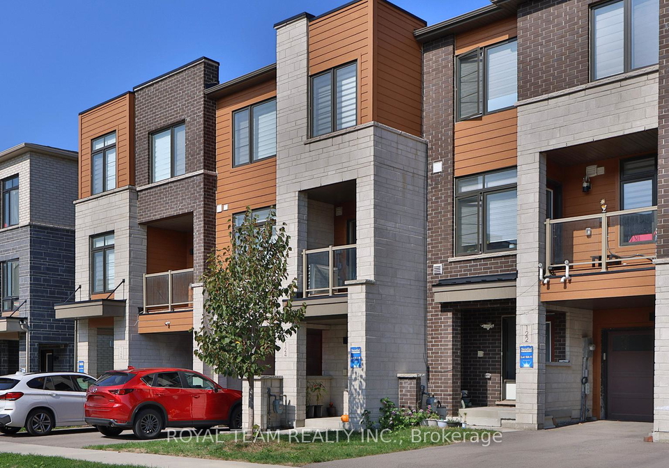 124-bravo-lane-newmarket-ontario-n12434098