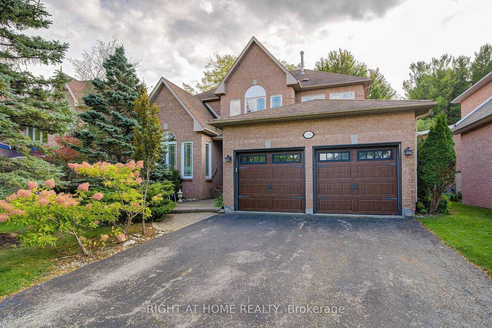 128-carlyle-crescent-aurora-ontario-n12434128