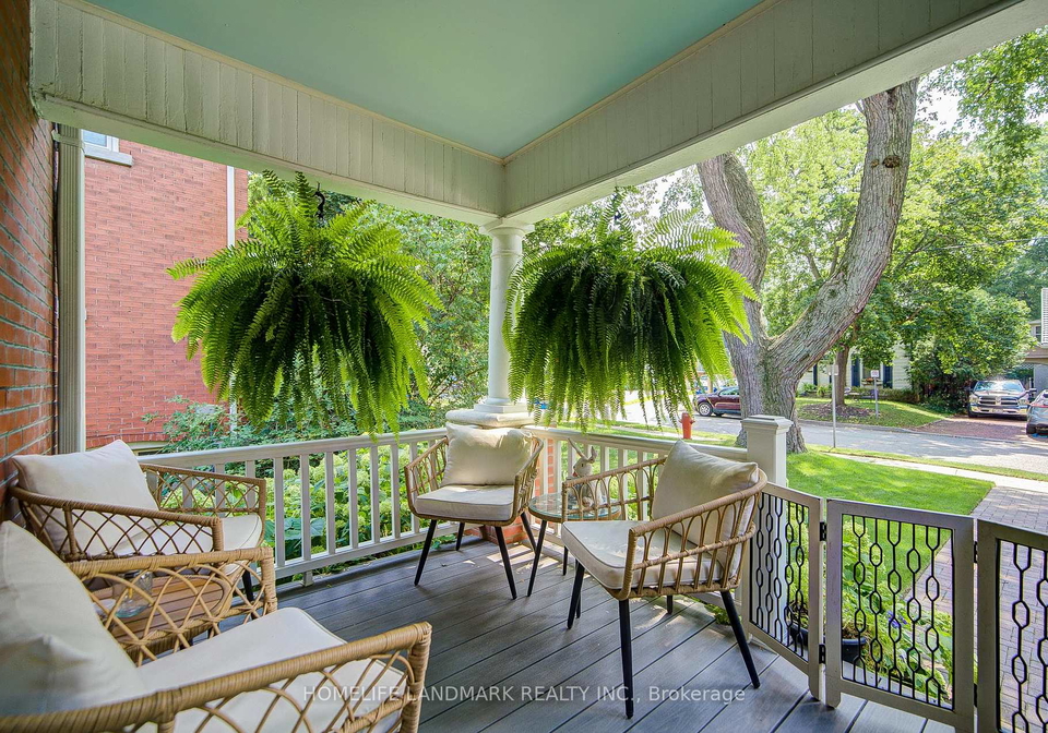 40-harrison-avenue-aurora-ontario-n12435190