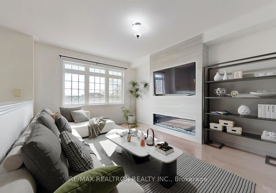 105-matthewson-avenue-bradford-west-gwillimbury-ontario-n12436264