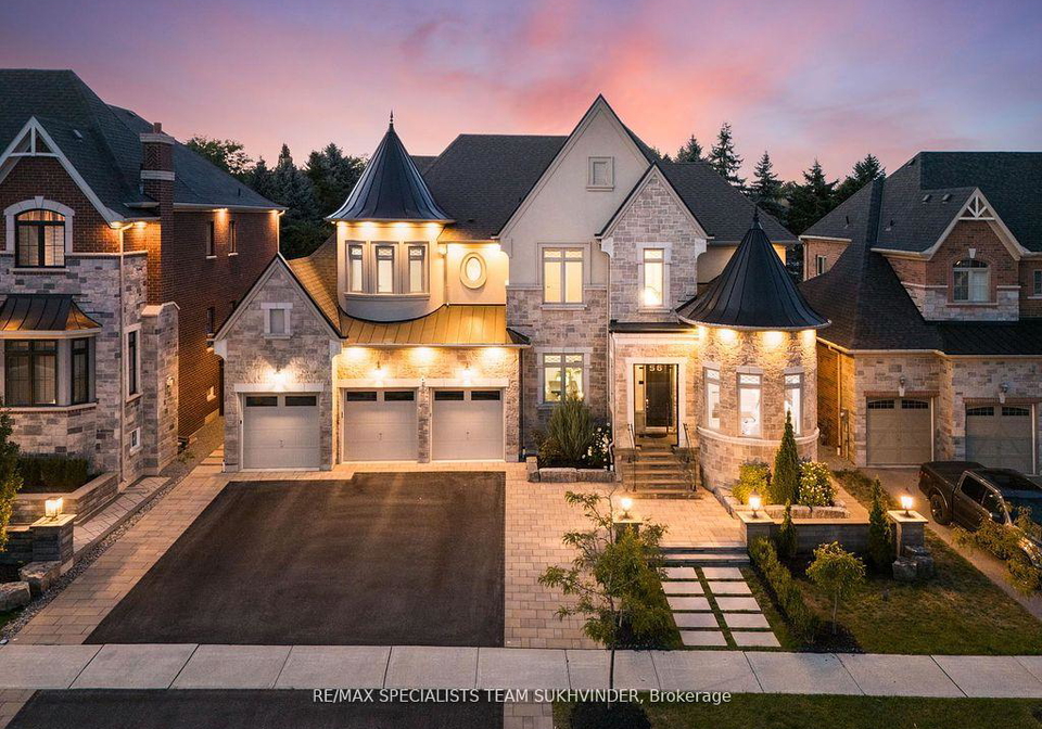 56-taurus-crescent-east-gwillimbury-ontario-n12436683