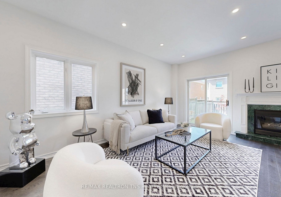 28-golden-oak-avenue-richmond-hill-ontario-n12437207