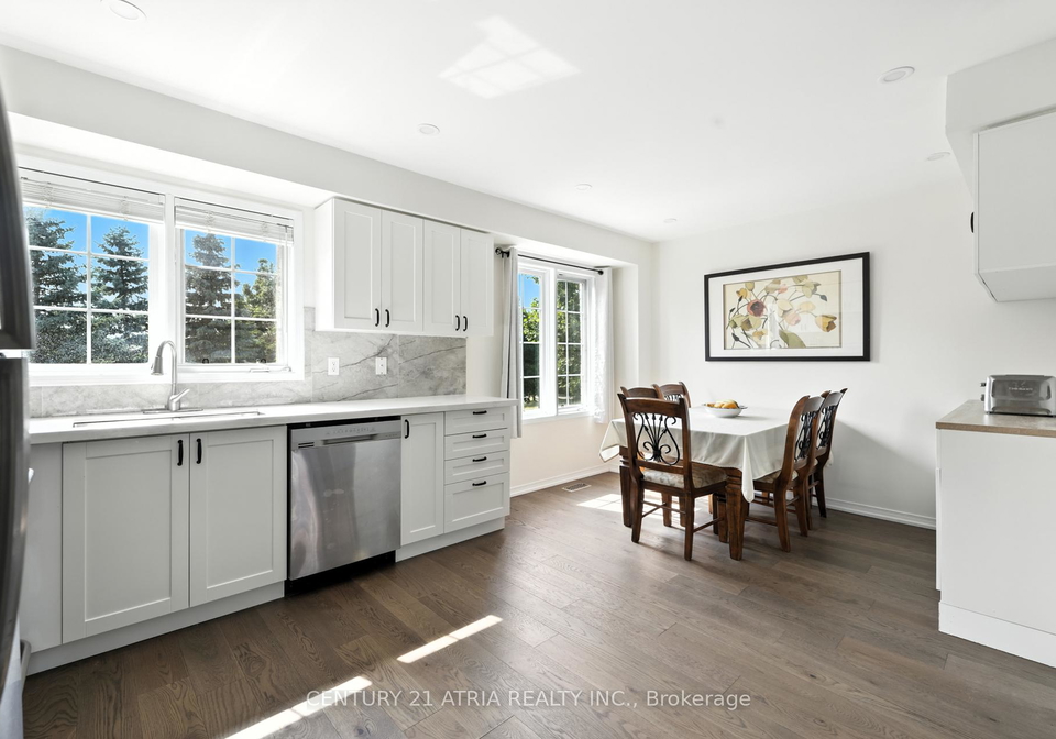 12-stiles-avenue-aurora-ontario-n12437691