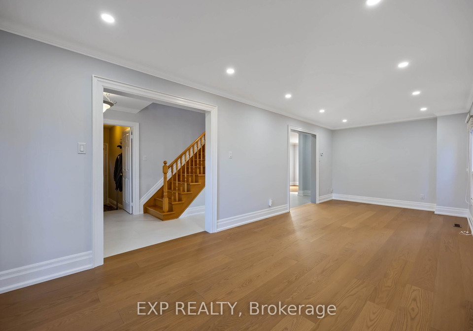126-largo-crescent-vaughan-ontario-n12438112