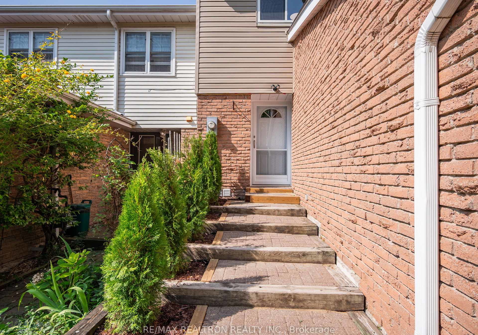 173-tamarack-drive-markham-ontario-n12438248