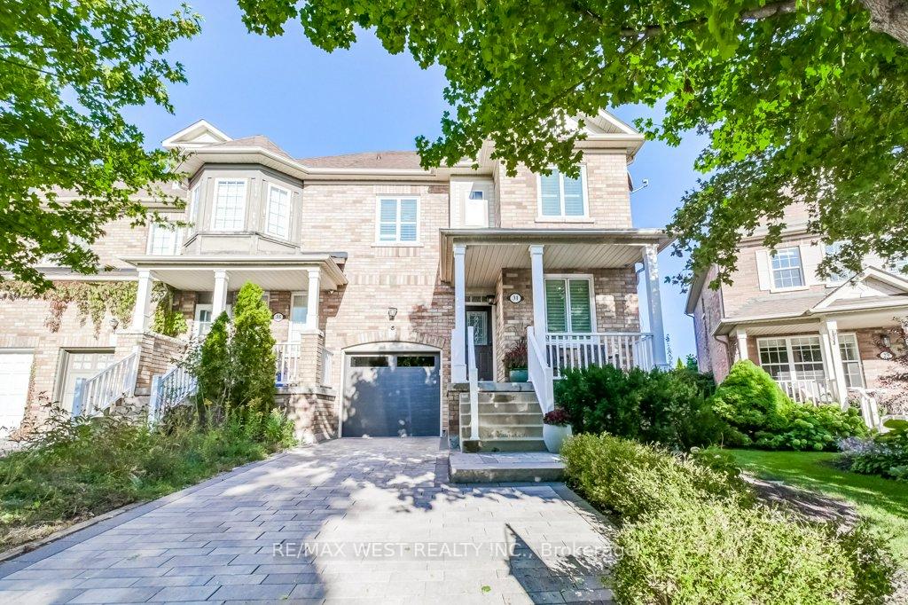 31-watkins-glen-crescent-aurora-ontario-n12439925