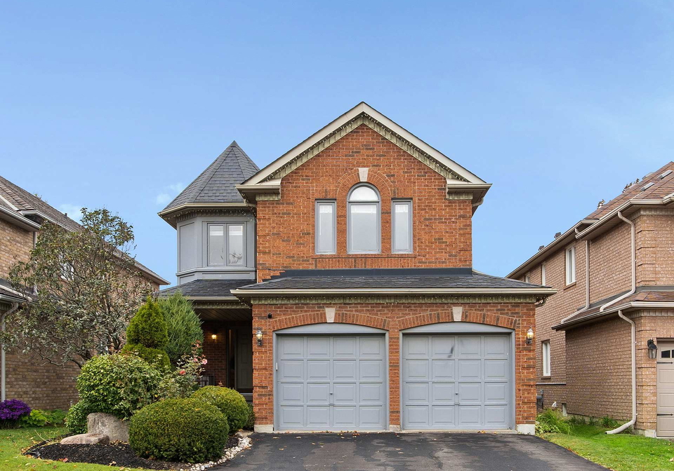 317-clearmeadow-boulevard-newmarket-ontario-n12440367