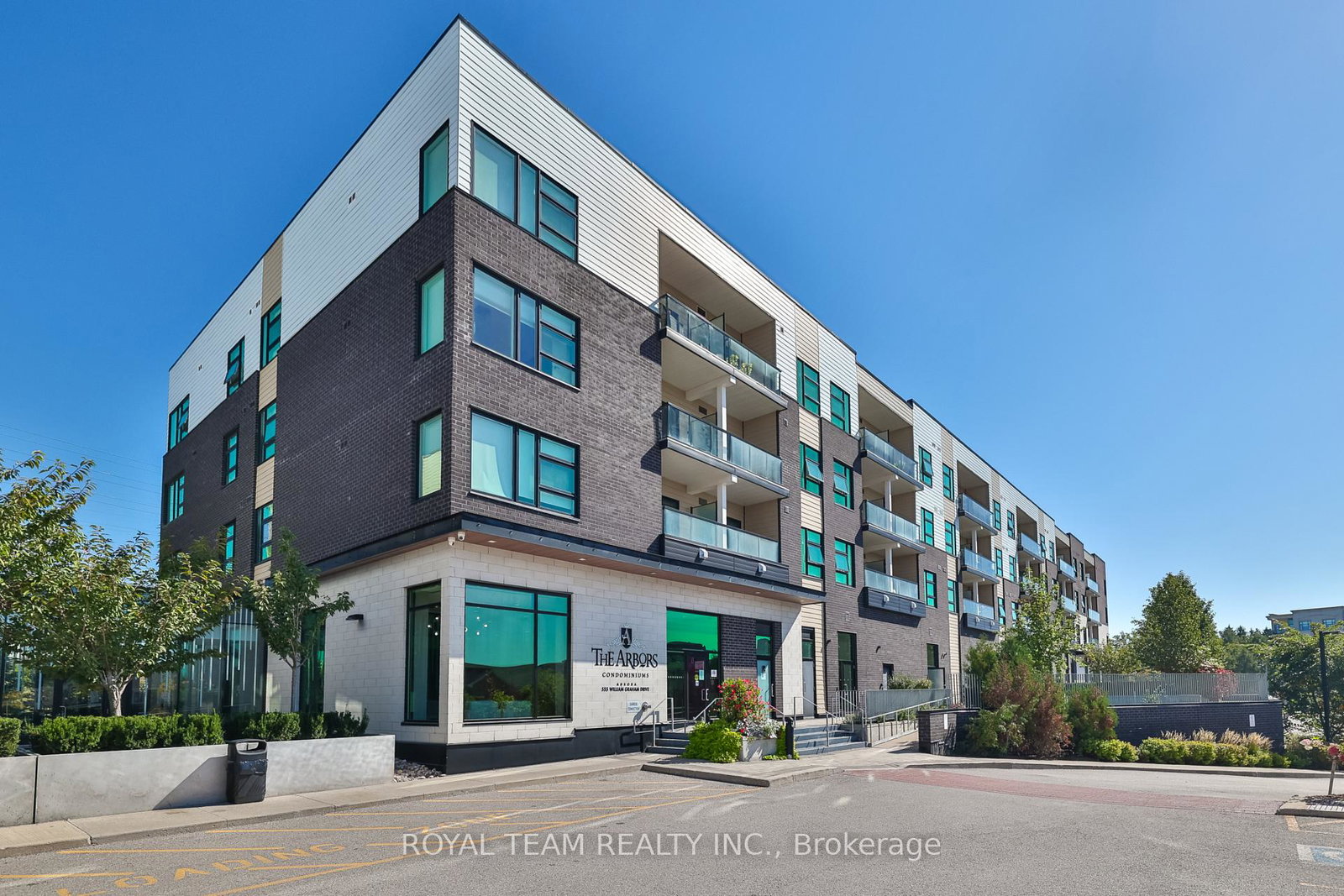 555-william-graham-drive-aurora-ontario-n12441835