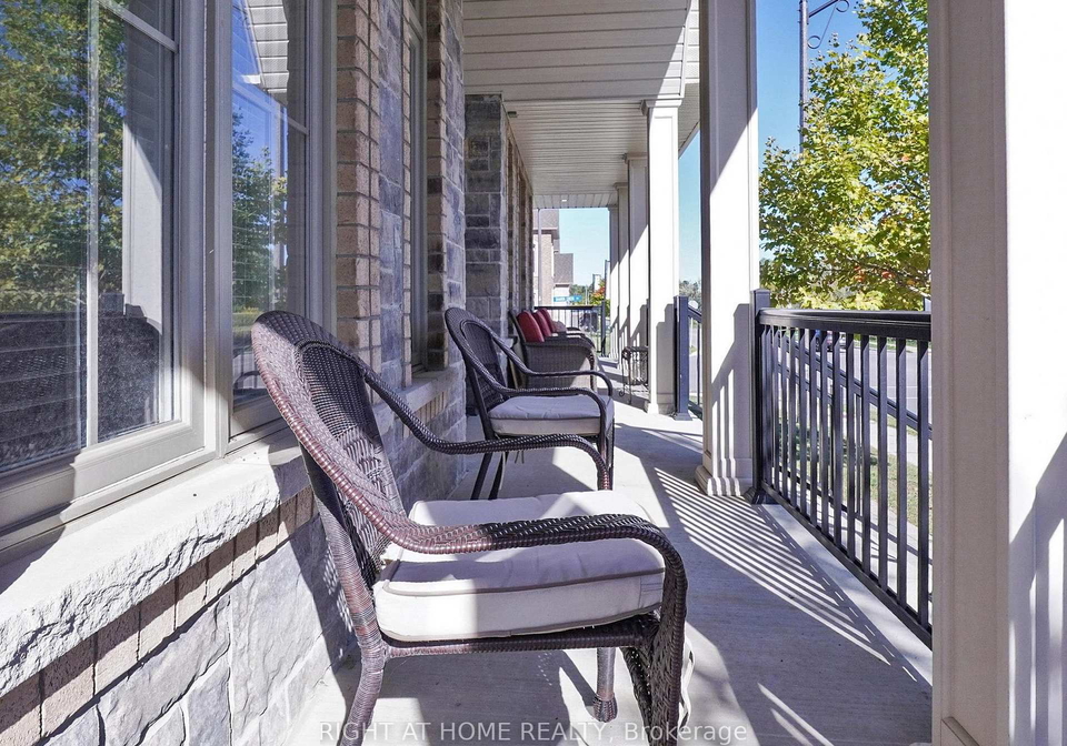 176-sharon-creek-drive-east-gwillimbury-ontario-n12442885