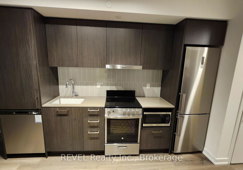 195-commerce-street-vaughan-ontario-n12442888
