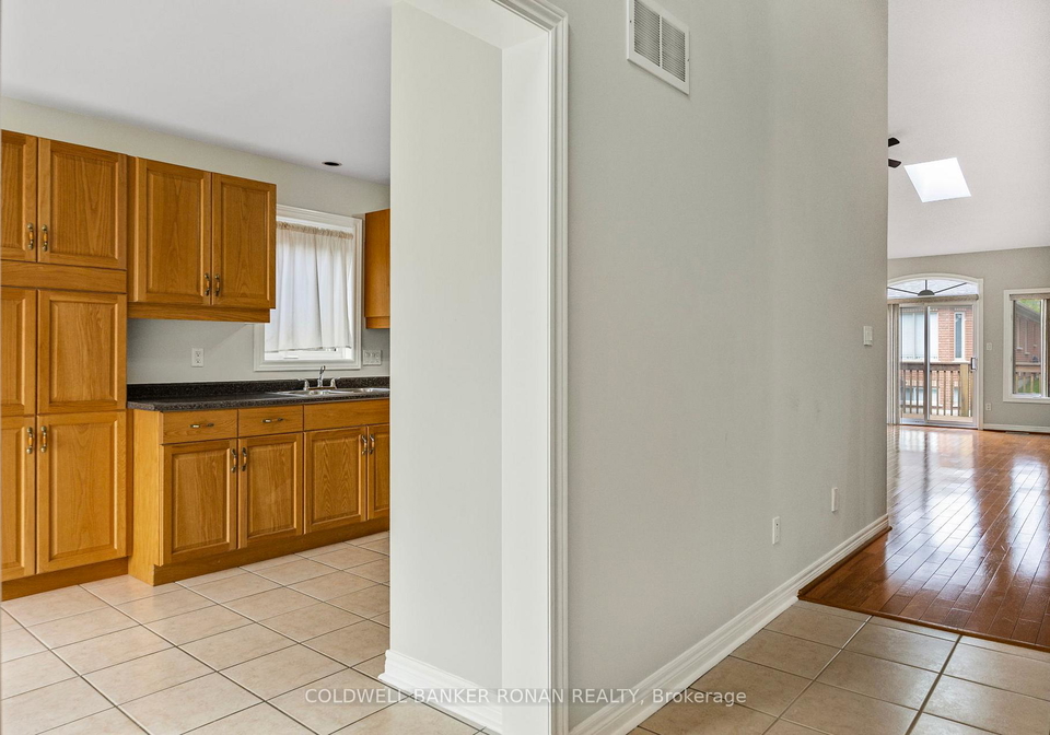 8-malibu-manor-w-new-tecumseth-ontario-n12443030