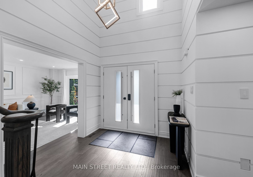 36-nelson-circle-newmarket-ontario-n12443126