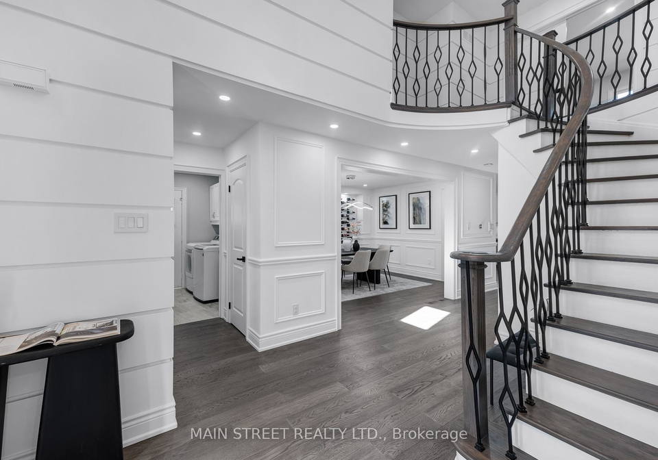 36-nelson-circle-newmarket-ontario-n12443126