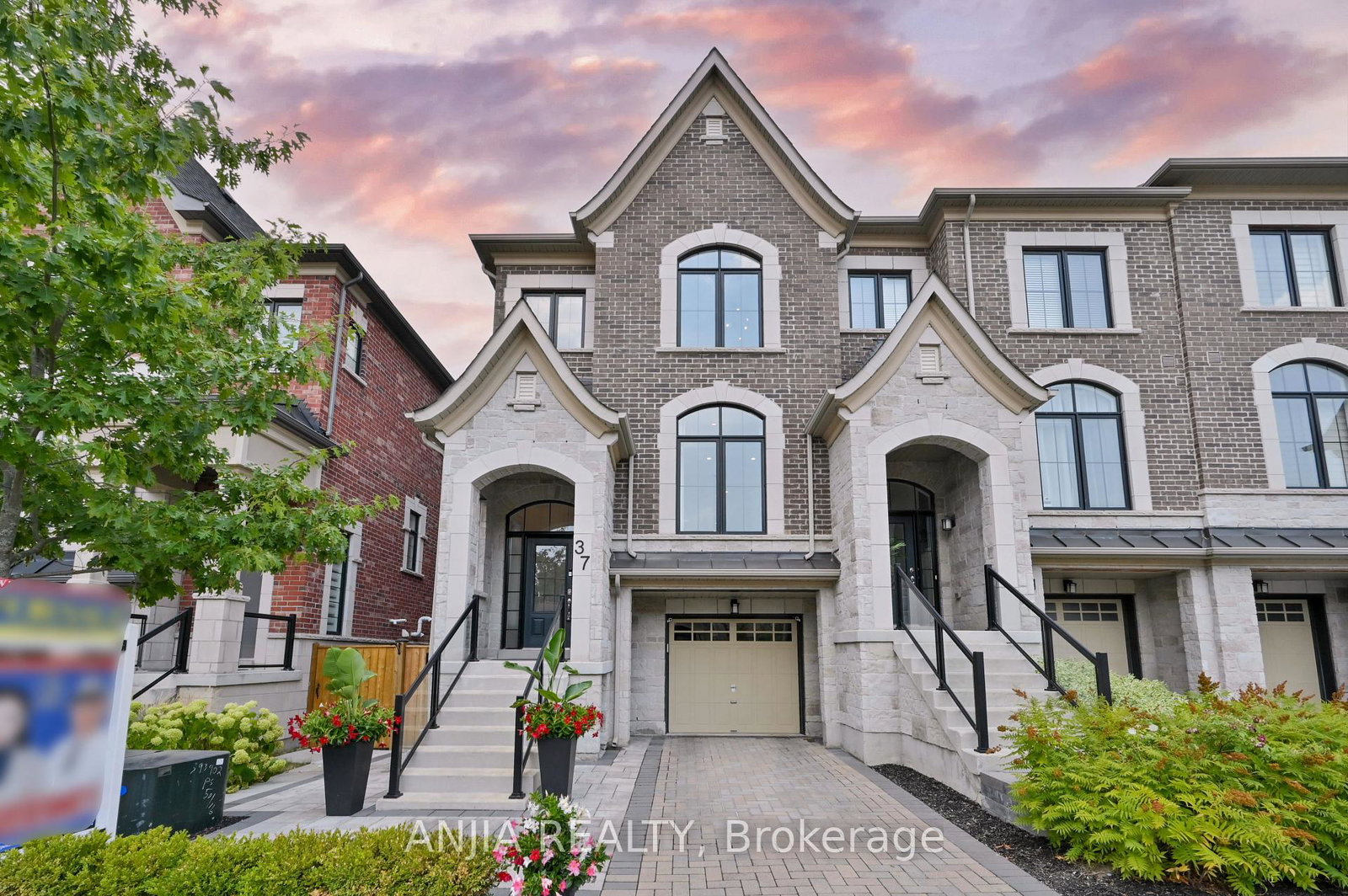 37-duncombe-lane-richmond-hill-ontario-n12444307