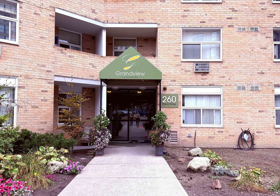 260-davis-drive-newmarket-ontario-n12444508