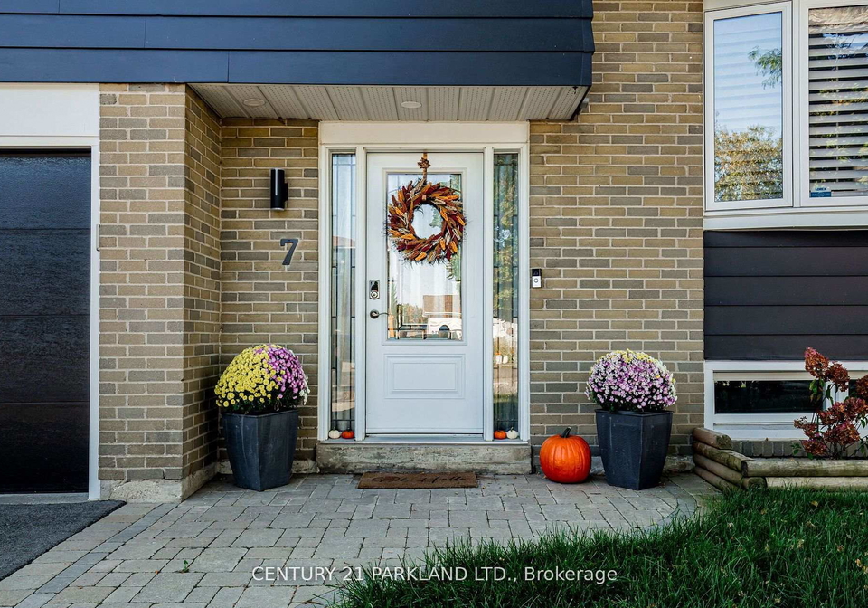 7-brown-street-new-tecumseth-ontario-n12444533