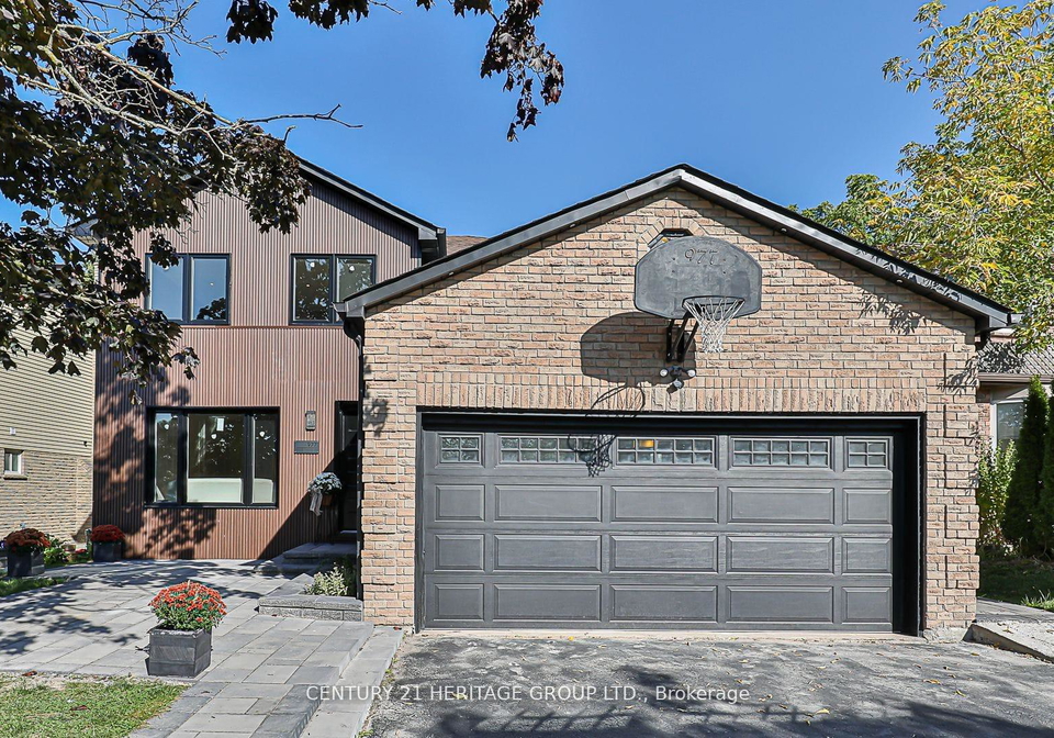 977-birchwood-drive-newmarket-ontario-n12445040