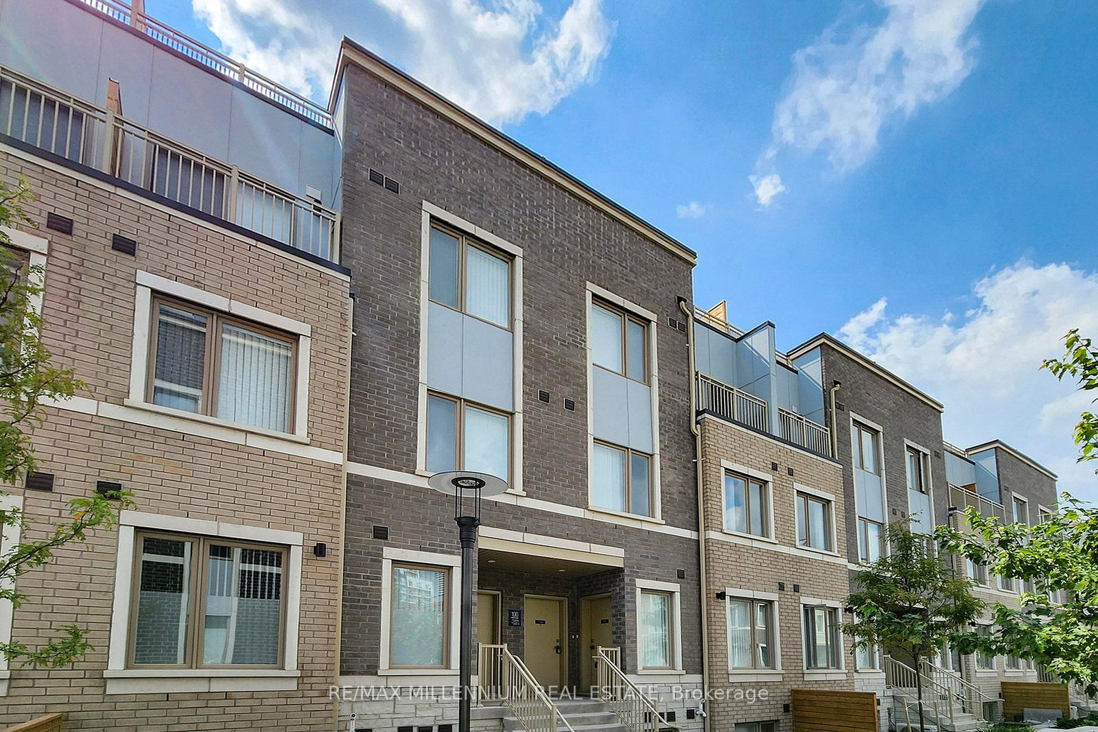 100-honeycrisp-crescent-vaughan-ontario-n12446982