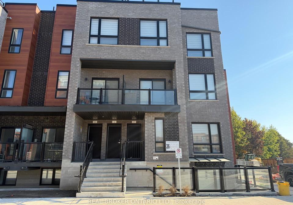 26-lytham-green-circle-newmarket-ontario-n12447010