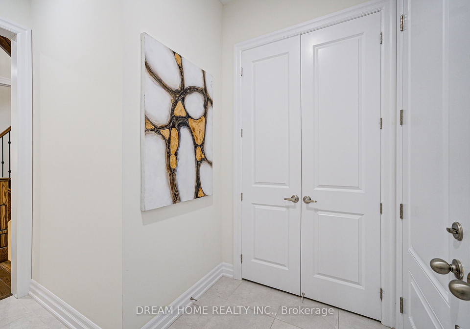 113-botelho-circle-aurora-ontario-n12447790