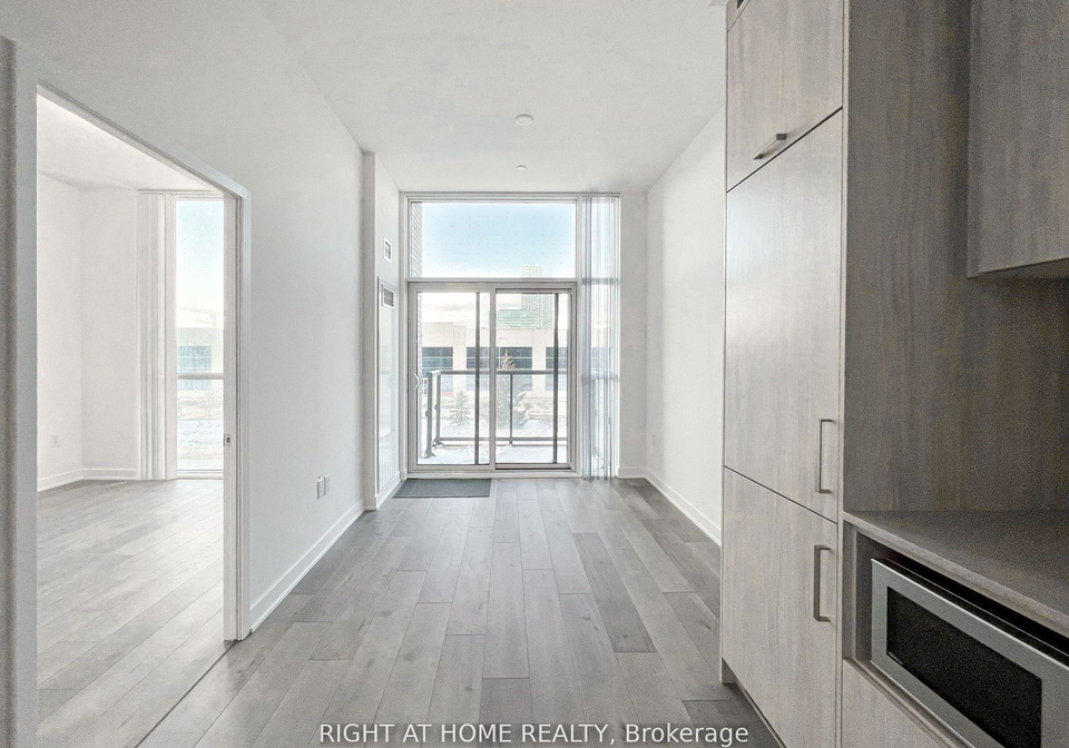 38-honeycrisp-crescent-vaughan-ontario-n12448547
