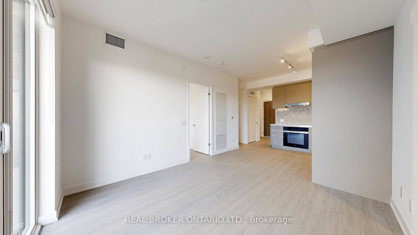 8188-yonge-street-vaughan-ontario-n12448573