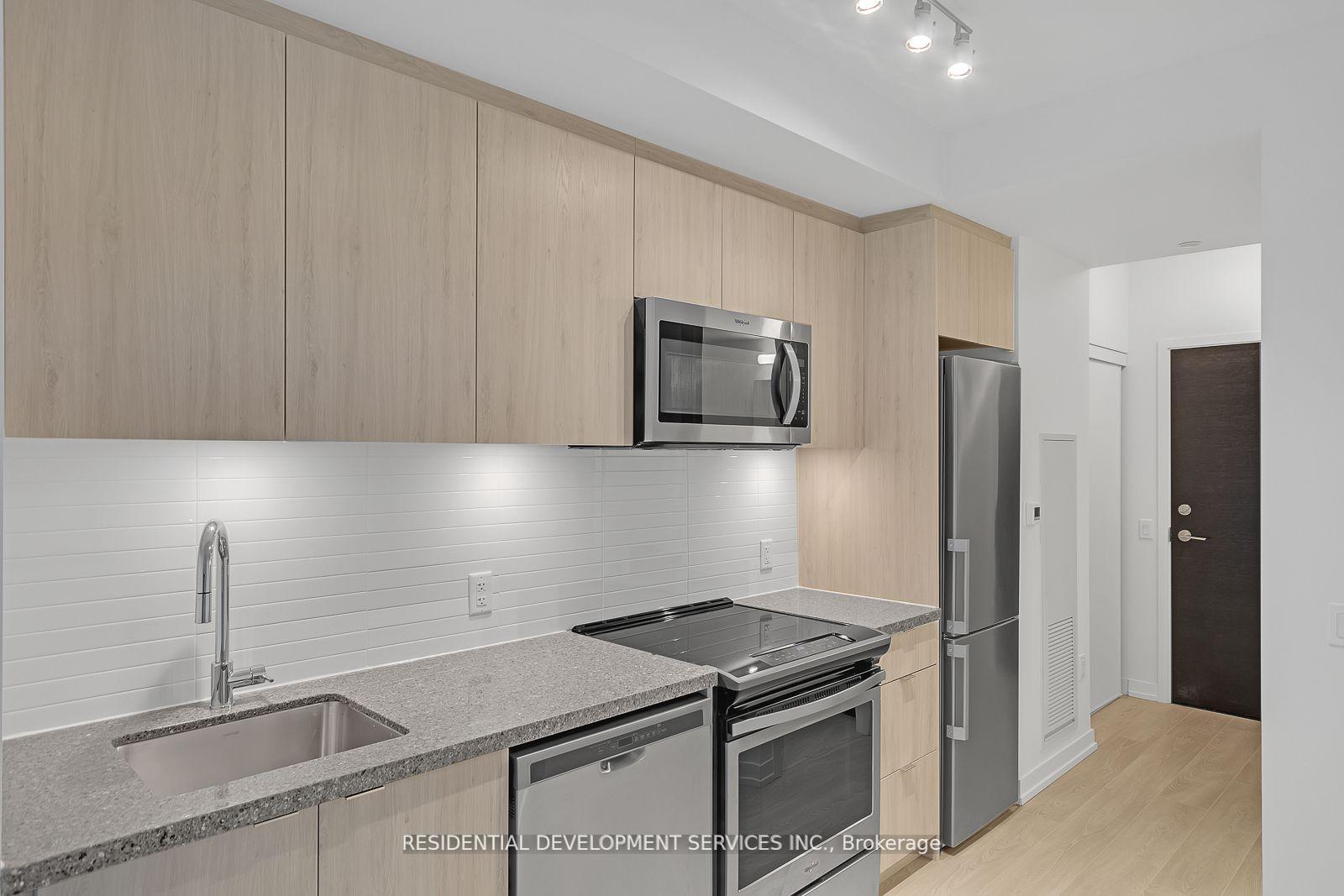 8868-yonge-street-richmond-hill-ontario-n12451458