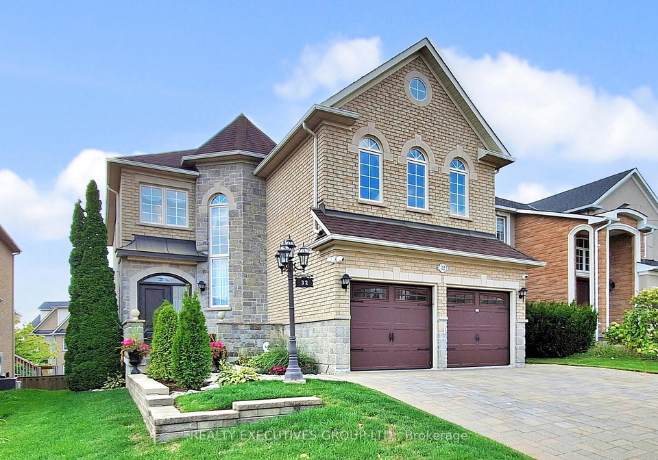 32-shadow-falls-drive-richmond-hill-ontario-n12451472