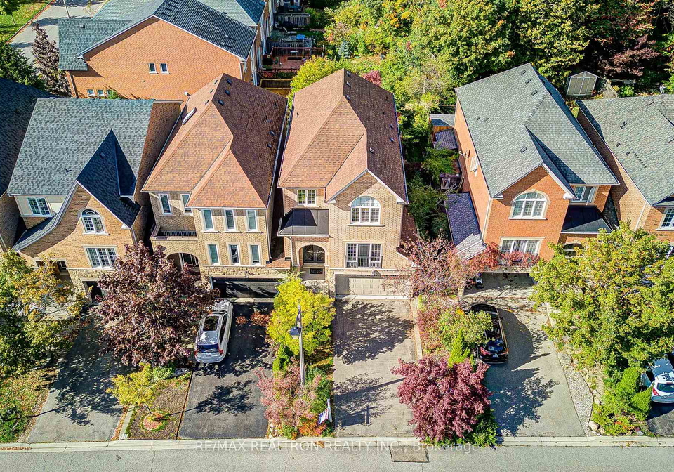 8-harvest-court-richmond-hill-ontario-n12453287