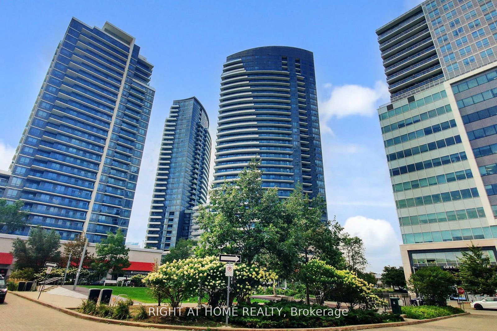 7161-yonge-street-markham-ontario-n12453481