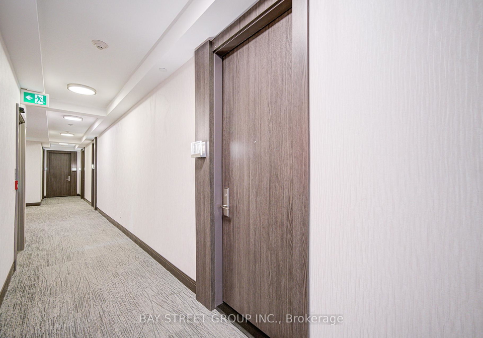 15-water-walk-drive-markham-ontario-n12453634