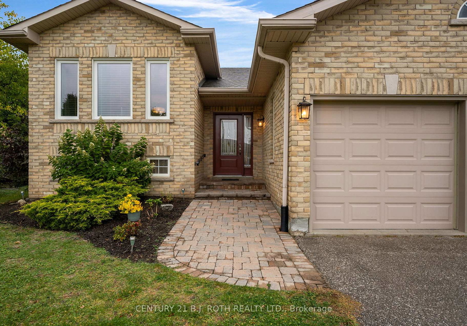 14-stonemount-crescent-essa-ontario-n12453715