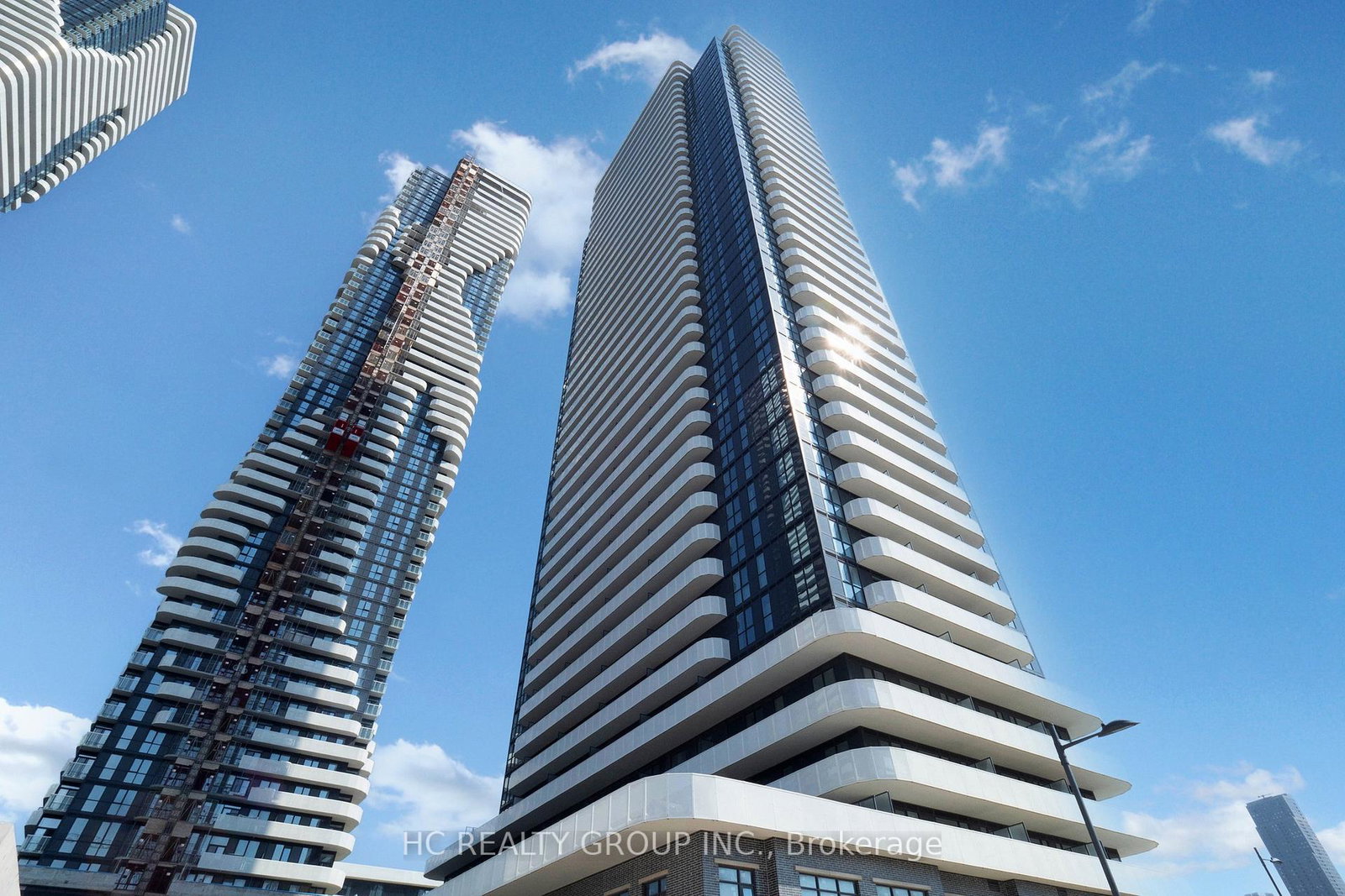 28-interchange-way-vaughan-ontario-n12453741