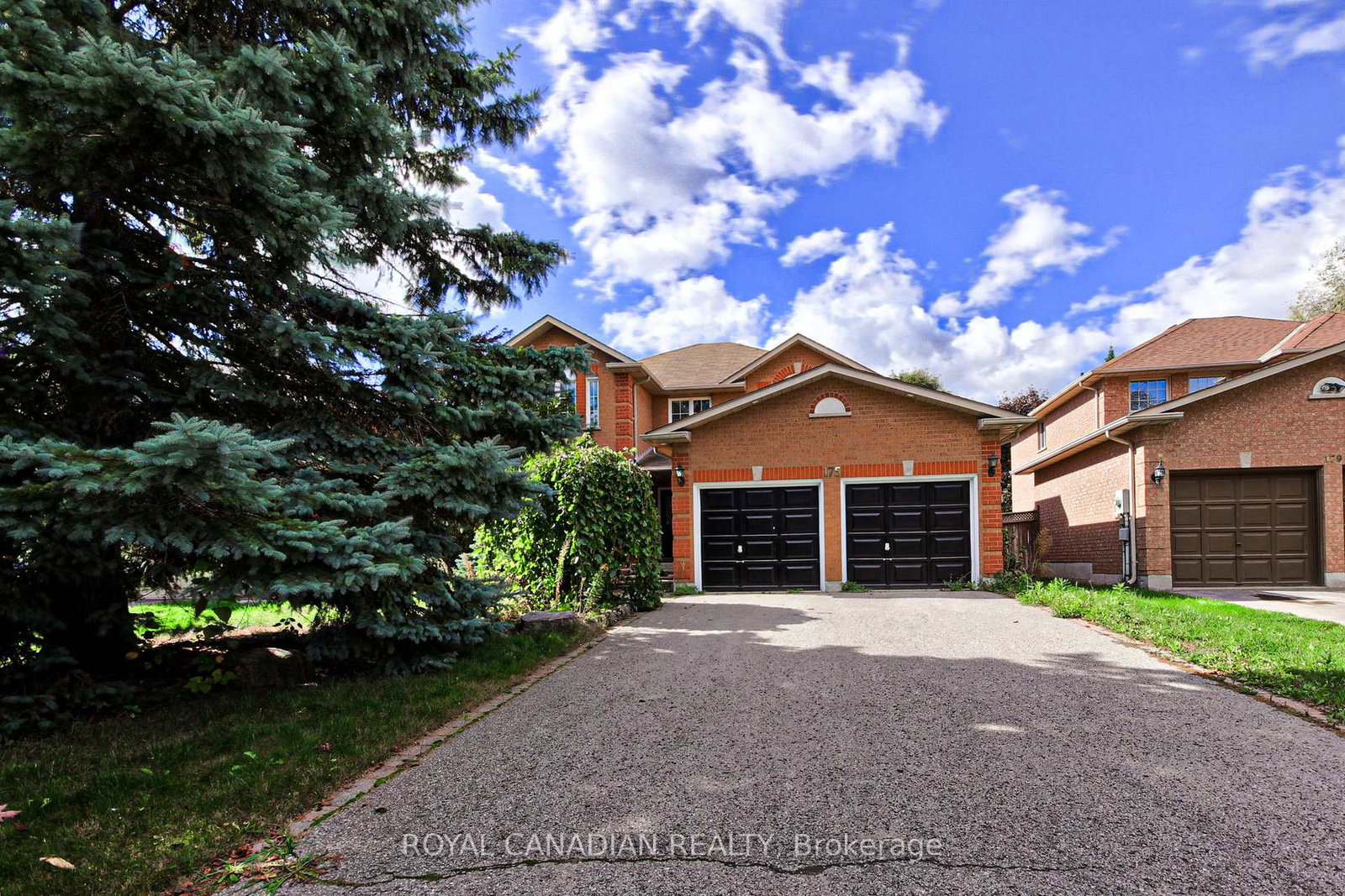 175-rhodes-circle-newmarket-ontario-n12454171